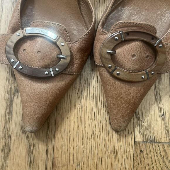 PRADA BUCKLE  KITTEN HEEL POINTED TOE MULE‎ SANDALS SIZE 35 1/2 - Picture 5 of 5